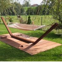 Schaukelplatz aus Affenholz